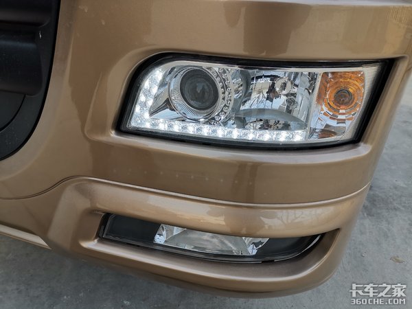 新疆东风出炉一款畅行D7H牵引车，比天龙便宜好几万，这是什么情况？