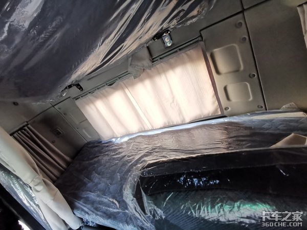 新疆东风出炉一款畅行D7H牵引车，比天龙便宜好几万，这是什么情况？