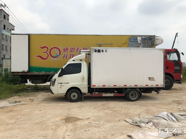 卡友喜提飞碟缔途车模,秀出超清正面照,此时一只柠檬精悄悄路过