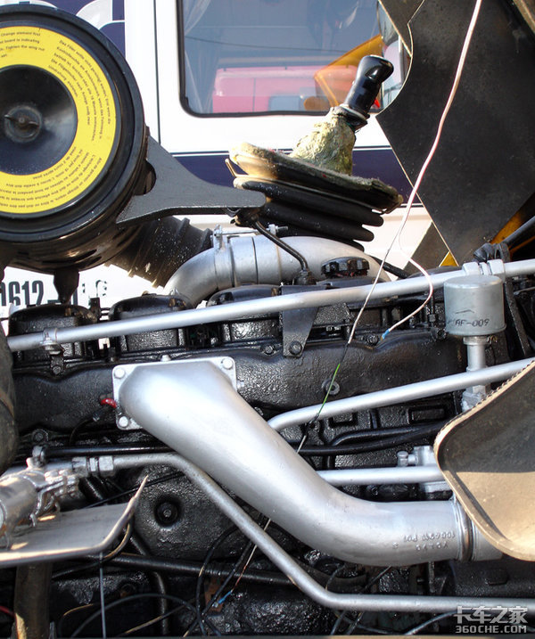 30年前出厂&nbsp;这台沃尔沃F10终于舍得退休