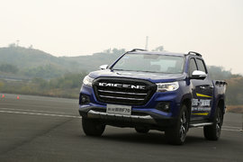 探寻底盘的奥秘 试验场地试驾长安凯程F70