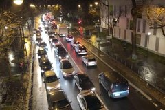 ����˾��