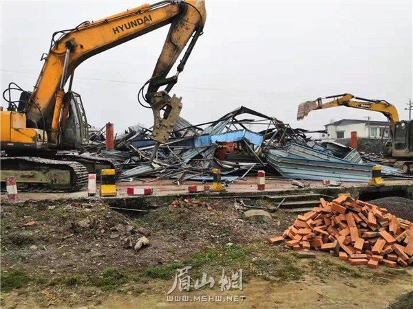 狮子坎收费站拆除 以后可以敞开跑啦!