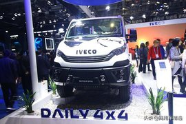 市面唯一7吨自动档四驱轻卡 进口依维柯New Daily 70-180首秀上海