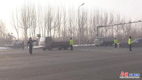 ����������&nbsp;��ʻ��Ӧ���ء���ԭ�򡱣�