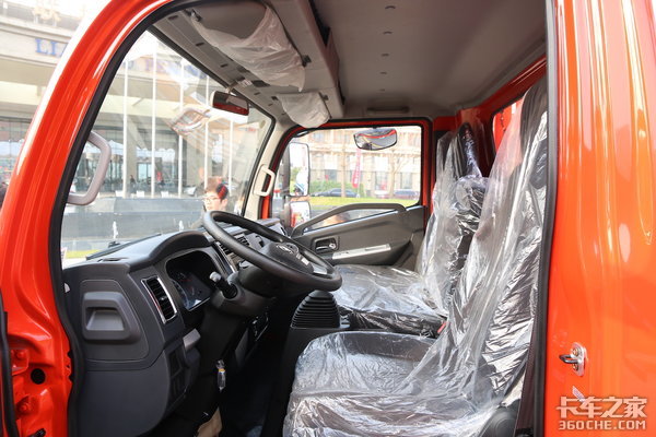 逆势强增长 东风股份工程车2020年将挑战目标21000台福瑞卡驾驶室又有变化 不只是换个前脸