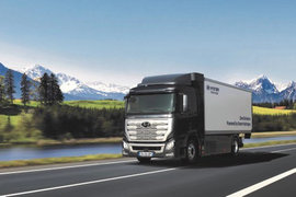 现代商用氢燃料电池重卡力压群雄 荣获“国际年度卡车创新奖”