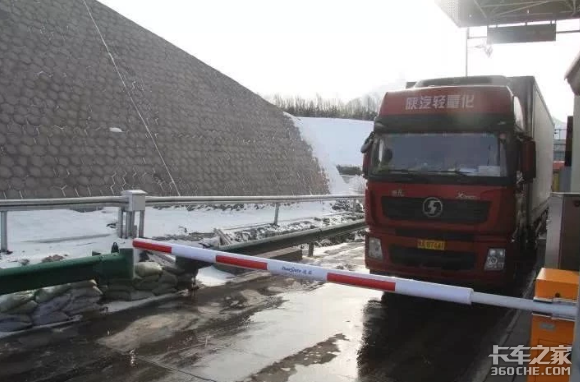 ����·�������أ�ͦ��ת�Ͳ��г�Զ����