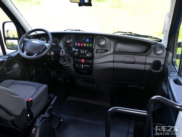 比对手晚一个世纪,它如何能与其他巨头齐名?扒一扒依维柯逆袭上位史