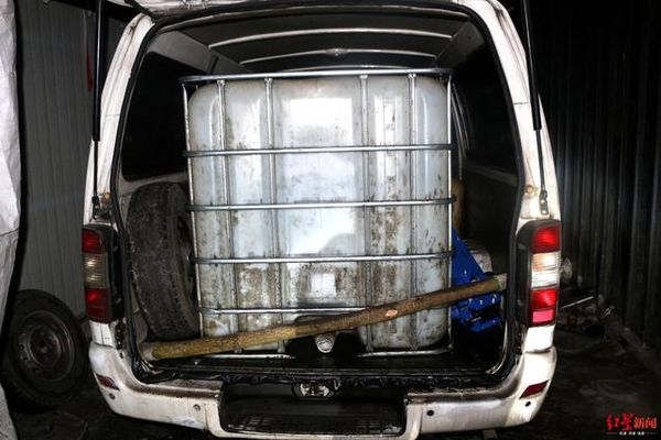 10��͵һ���ͣ����ͺ��ӡ������̣�