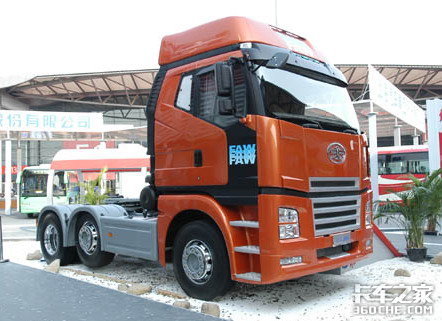 众厂商群雄逐鹿，谁家的驾驶室深得你心