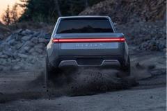 Rivian R1T綯Ƥ ᵲ