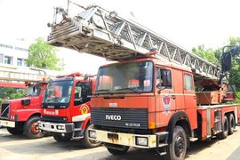 西德时期产物 风冷V10道依茨 依维柯260-32底盘马基路斯DL50云梯