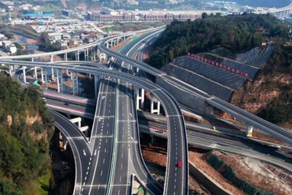 青海省：货车高速公路收费执行新标公布