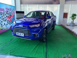 跨入高端皮卡行列,江铃域虎9配置大幅提升,长城炮:很有危机感