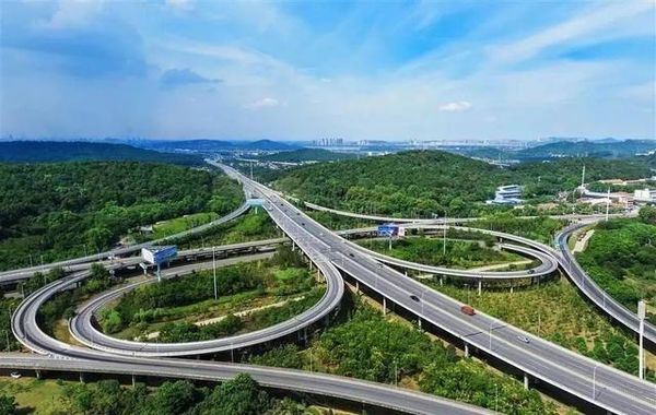 �շ�������&nbsp;ɽ���������ٹ�·�շѱ�׼