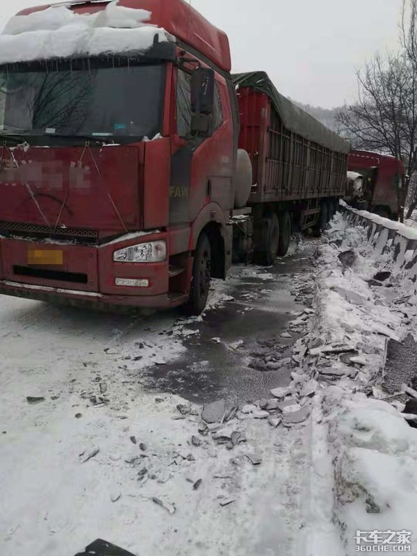 带好防滑三件套，雪天安全行车无压力！