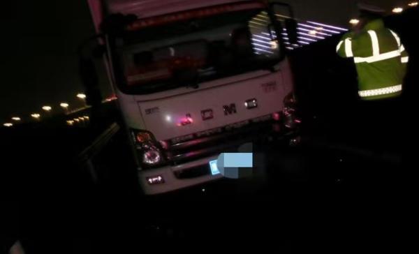 �Ĵ�˾������Ӧ������˯��&nbsp;6��û��