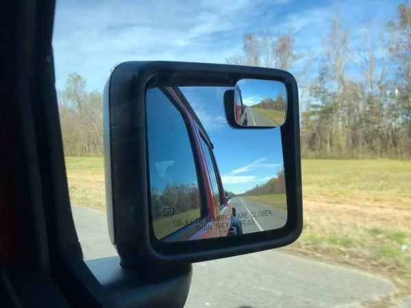 š�͵ĽǶ�ʿ�������Լ�Jeep&nbsp;Gladiator