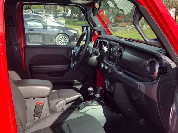 š�͵ĽǶ�ʿ�������Լ�Jeep&nbsp;Gladiator