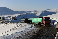 ����ѩ��զ���£�������ѧ�����ܱ�����