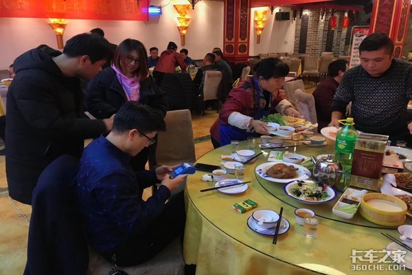 ����57̨&nbsp;ɽ���ïHOWO�Ῠ�����Ź���