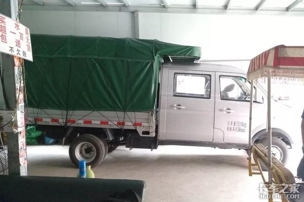 车身更长货箱更大，华晨鑫源这款金杯T52微卡，载重力那可真是不一般