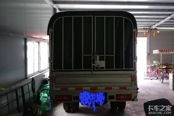 车身更长货箱更大，华晨鑫源这款金杯T52微卡，载重力那可真是不一般