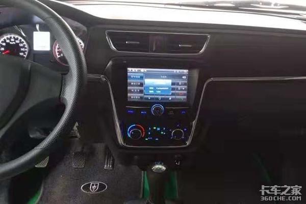 车身更长货箱更大，华晨鑫源这款金杯T52微卡，载重力那可真是不一般