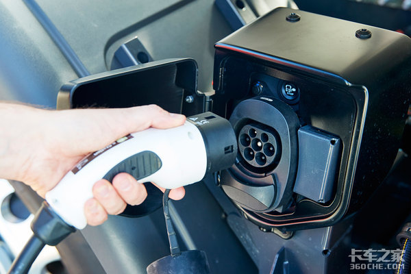 多重设计节能减排,雷诺卡车环保在行动