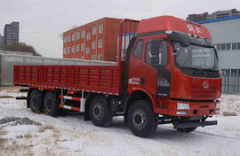 轻量化是亮点 空间、配置布局更灵活 解放J6L 8×4载货车曝光