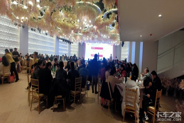 ���ֺ���´��һ��й������ؿͻ���л��