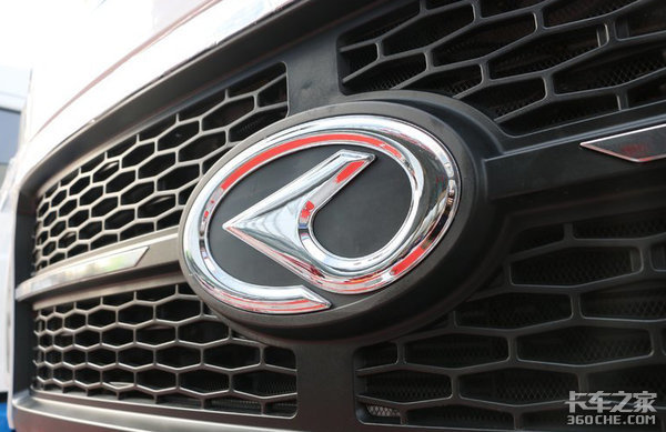 完全自主国六动力链，全新汉马H9，一台真真正正的旗舰重卡！