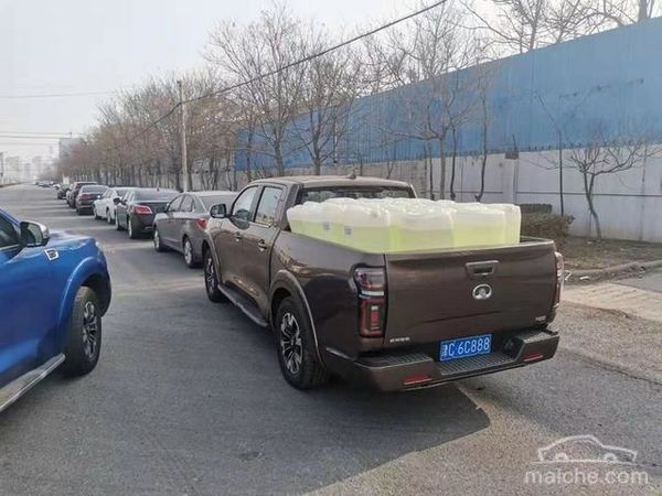 疫情扩散的时候 这些皮卡除了捐款赠物车企还做了些什么