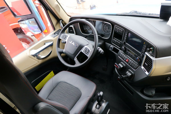 高颜值高配置 这三款国产长头车太令人心动 ,连发动机都是美国品牌