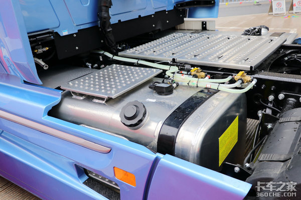 高颜值高配置 这三款国产长头车太令人心动 ,连发动机都是美国品牌