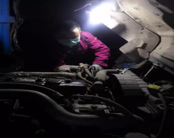江淮轻卡 抗疫前线深夜7小时的紧急救援