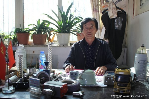 肺炎无情，人间有爱！61岁“修车大爷”向灾区捐款10万元！