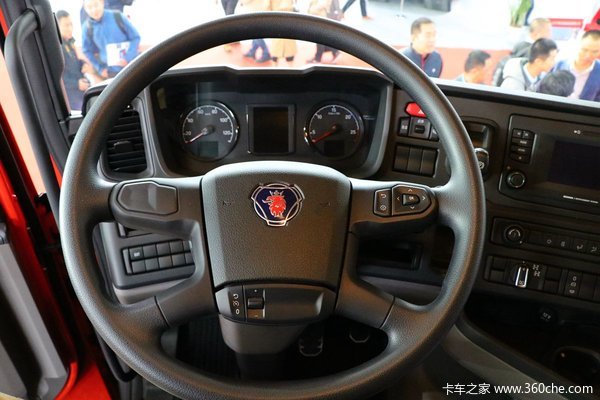 8个气缸650马力 烈火战车版斯堪尼亚R650无惧火情！