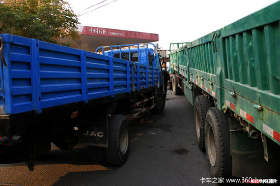 全国多地再现柴油荒 部分地区控量销售