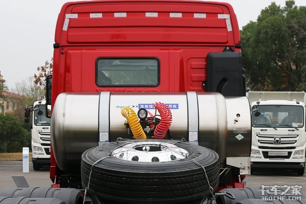 �䱸˫ɢ����&nbsp;ͼ���칤����LNGǣ����