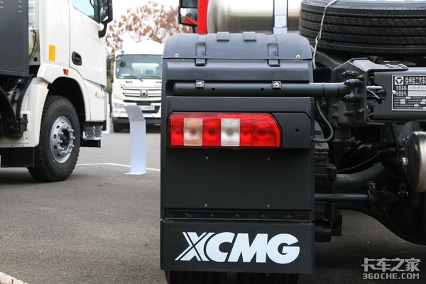 �䱸˫ɢ����&nbsp;ͼ���칤����LNGǣ����