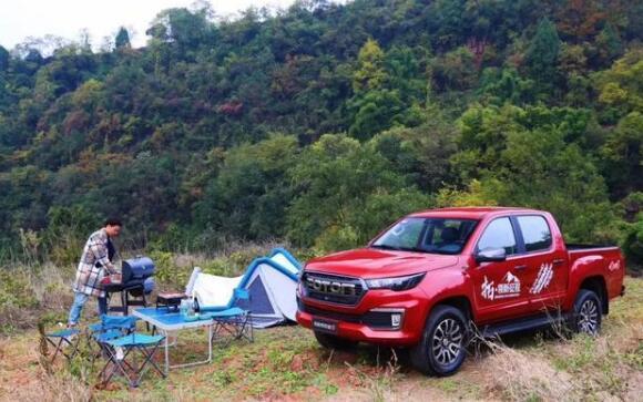 �����г�ή�ң�Ϊ��Ƥ��ȴ�����ɧ�أ�