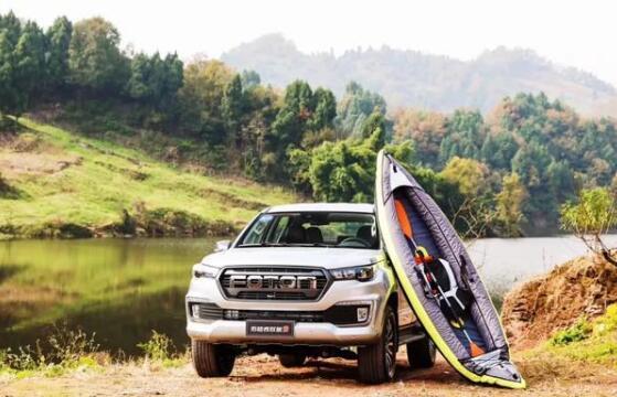 �����г�ή�ң�Ϊ��Ƥ��ȴ�����ɧ�أ�