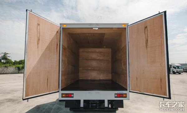 提日韩轻型品牌车,别只知道丰田现代五十铃,三菱FE71轻卡你了解吗?