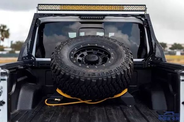 èV8 JeepǶʿԽҰƤ