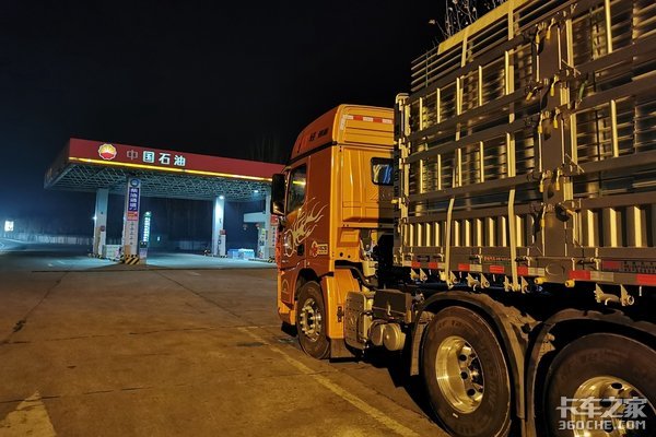 Σ��֮ʱ�����˴Ӳ�������������·�ϣ�