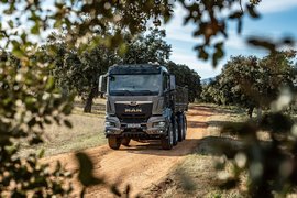 外观形象霸气侧漏，配置跨越式提升，新款德国曼TGS工程车你细品品