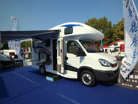 严苛标准与高品内饰兼备,赛德白鲸系列房车,给你极致征服的体验感