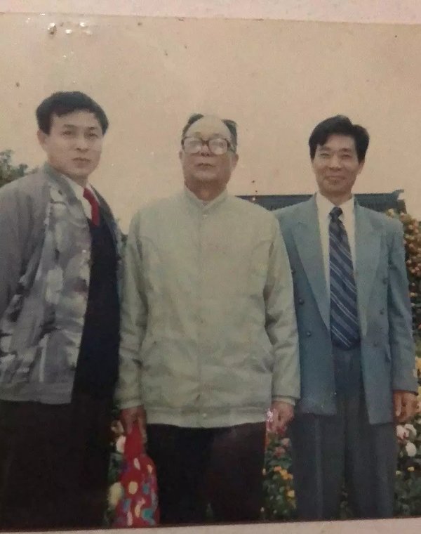 ����˾�������˳�Ԯ�人&nbsp;�ؼ����и���